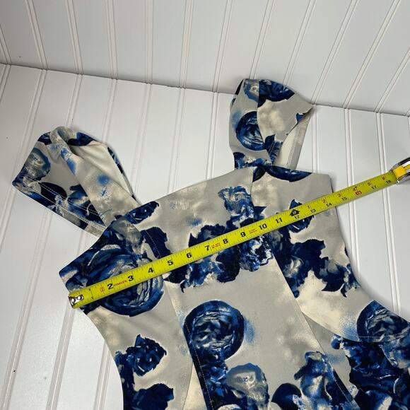 BCBGeneration Women’s White & Blue Floral Mini Square Neck Dress Size 2 - Picture 4 of 8